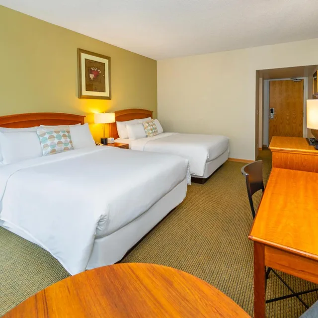 غرفة ديلوكس بسرير كوين، Banff Inn 3/10