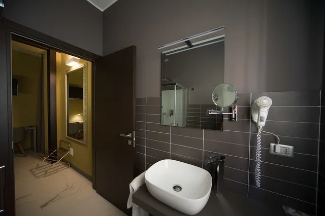 غرفة اقتصادية اقتصادية بسرير مزدوج، Aaron Hotel 5/8