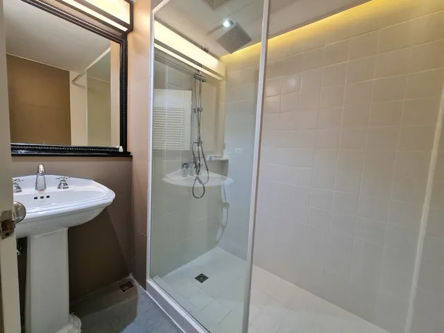 غرفة قياسية بسرير كوين، Prs Hotel 7/8