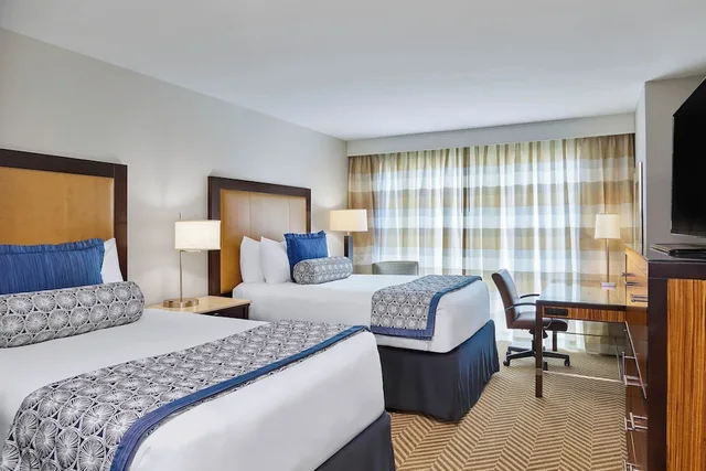 غرفة تقليدية بسريرين مزدوجين لذوي الإعاقة، The Westshore Grand, Tampa, A Tribute Portfolio Hotel 1/5
