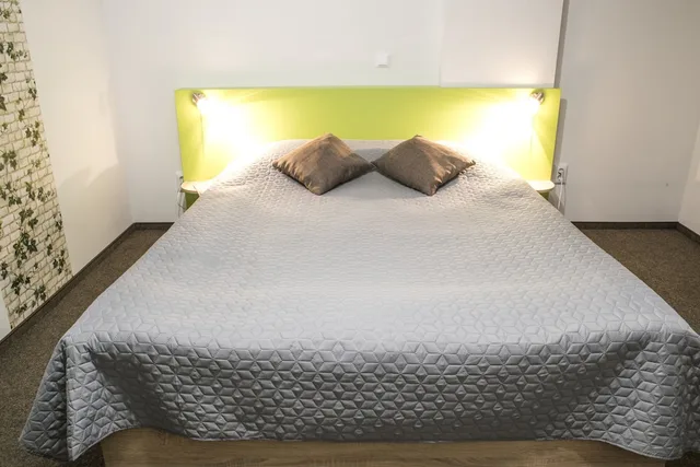 Classic, Queen Bed, Hill View، Vila William's 5/6
