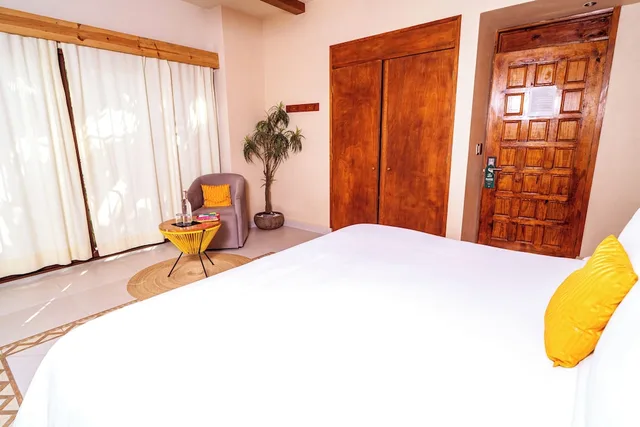 غرفة ديلوكس بسرير كينج، Enigmatic Boutique Hotel 8/10