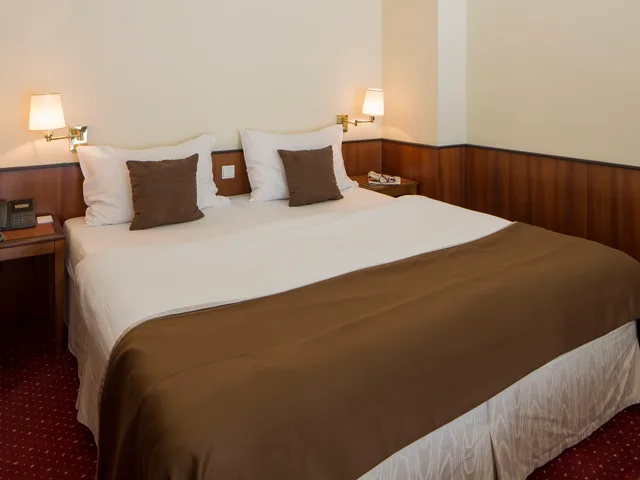 Classic Room, Austria Trend Hotel Schloss Wilhelminenberg 2/6