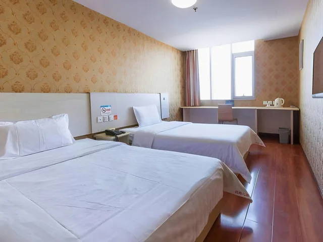 غرفة تقليدية بسرير كوين، 7 Days Inn Beijing Capital Airport Second Branch 1/1