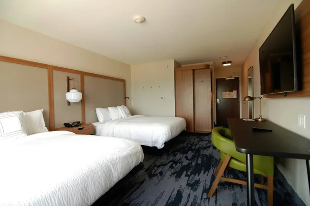 غرفة بسريرين كوين، Fairfield Inn & Suites Winona 1/1