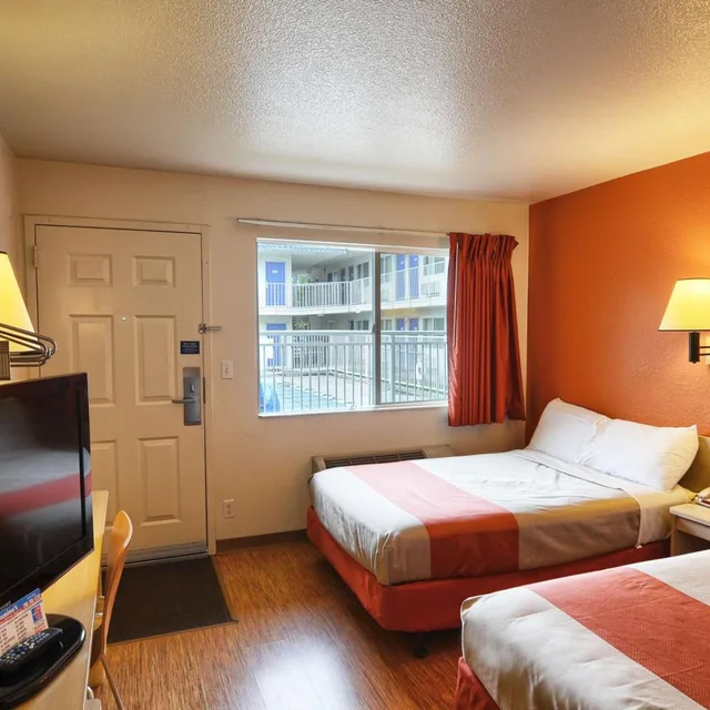 غرفة رباعية، Motel6 Coeur D'Alene, ID 8/10