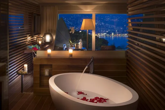 جناح بإطلالة على البحيرة، THE VIEW LUGANO 5/5