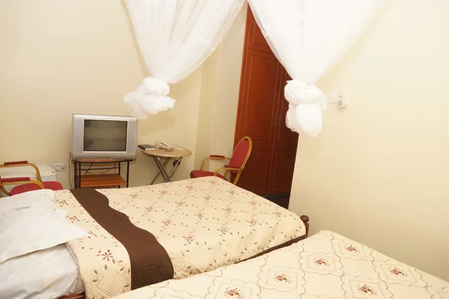 غرفة بسريرين منفصلين، Florida Hotel 5/6