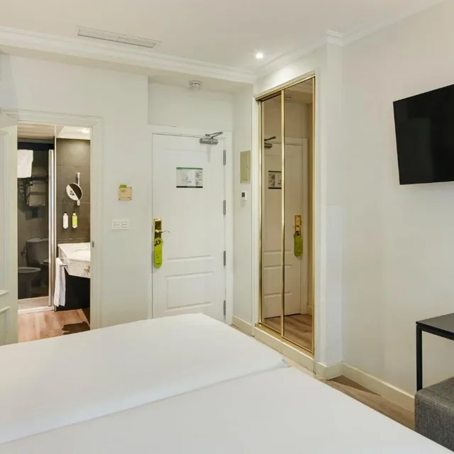 غرفة بسريرين منفصلين، Sercotel Europa San Sebastian 6/10
