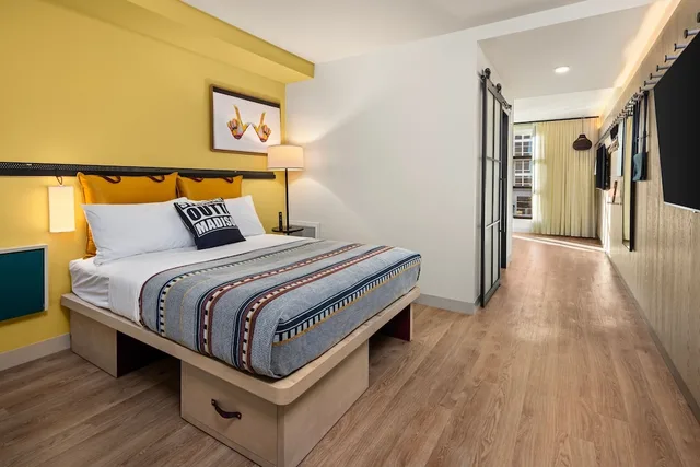 غرفة بسريرين كوين لذوي الإعاقة، Moxy Madison Downtown 1/7