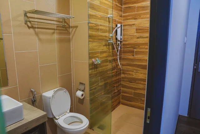 غرفة ديلوكس بسرير كوين، Roxy Hotel Serian 9/10