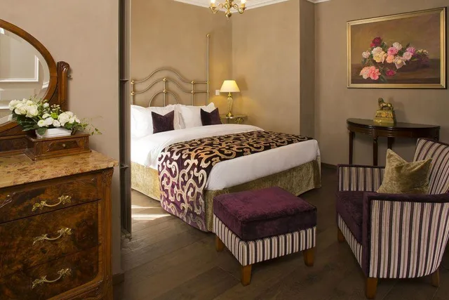 جناح، Hotel de La Cigogne Geneva 1/1