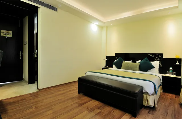 غرفة ديلوكس بسرير مزدوج، The Grand Orion - Kailash Colony 8/10