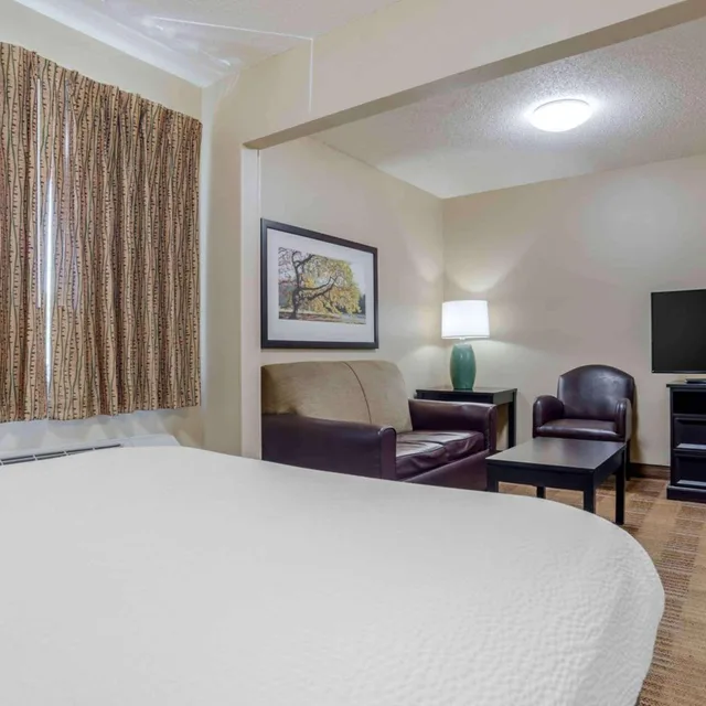 Deluxe, Studio, Queen Bed, Extended Stay America - Birmingham - Wildwood 2/10