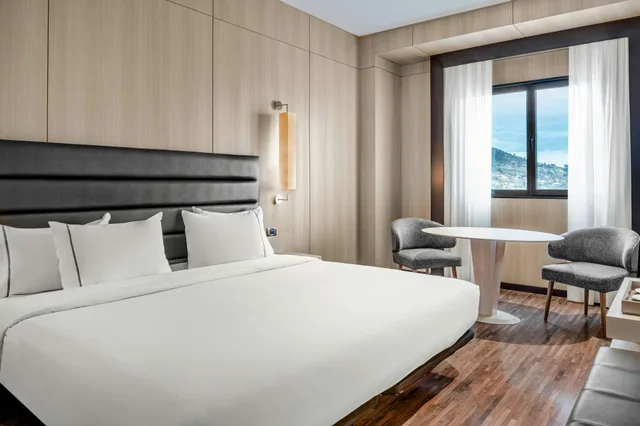 غرفة بسرير كينج، Ac Hotel Oviedo Forum 1/2