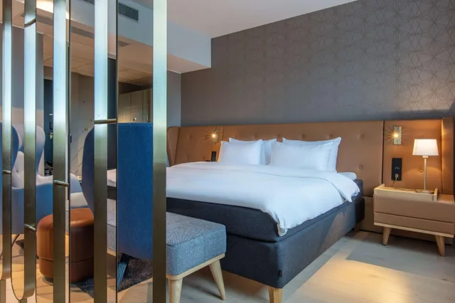 Suite, 2 King Beds, Radisson Blu Atlantic Stavanger 3/5