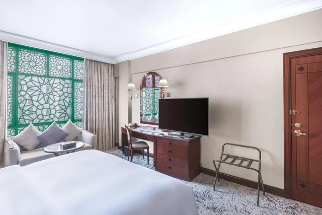 غرفة ديلوكس بسرير مزدوج، المدينة هيلتون(Madinah Hilton Hotel) 1/4
