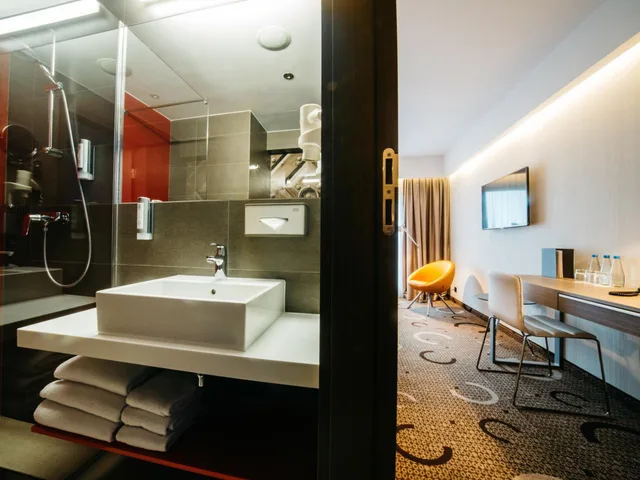 غرفة مفردة، Q Hotel Plus Krakow 3/6