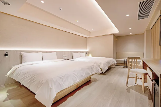 Classic, Quadruple, 2 King Beds, Jing Jing Holiday Hotel 2/7
