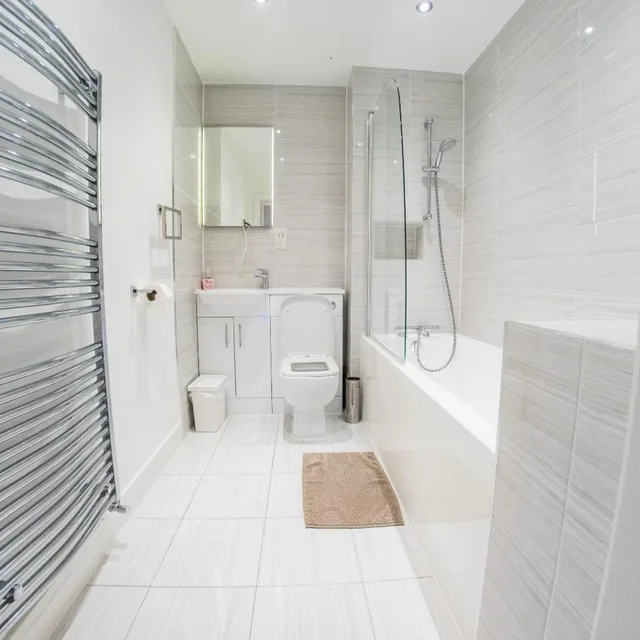 استوديو، Ilford Tower Apartments 10/10