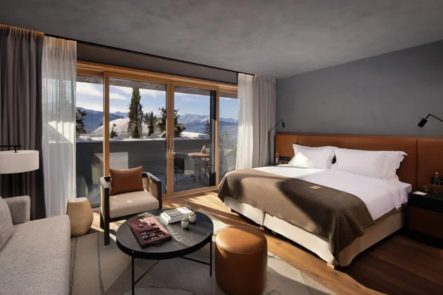 جناح بسرير كينج بشرفة، Six Senses Crans Montana 1/7