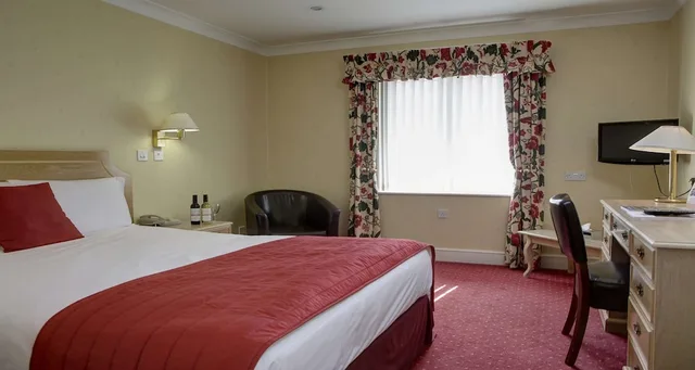 غرفة سوبيريور بسرير مزدوج، Best Western Reading Calcot Hotel 2/6