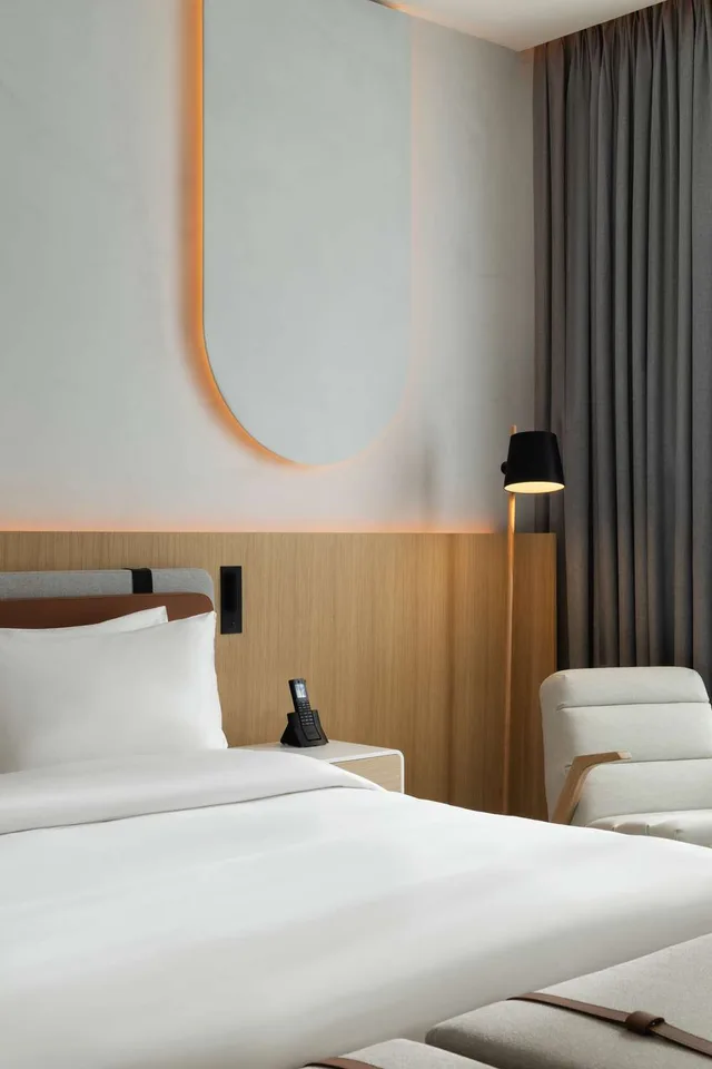 Siro, King Bed, Mountain View، SIRO Porto Montenegro 2/8
