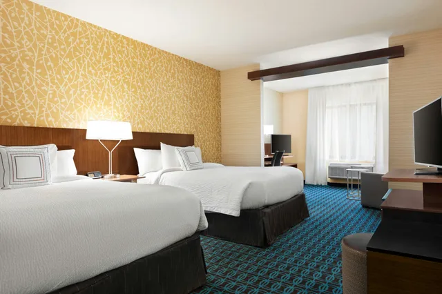 جناح بسريرين كوين، Fairfield Inn & Suites By Marriott Charlottesville Downtown/University Area 1/1