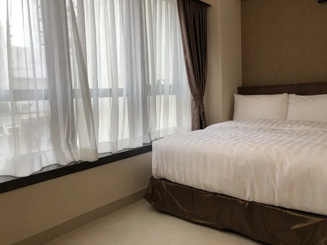 غرفة بسرير كوين، WE Hotel 1/1