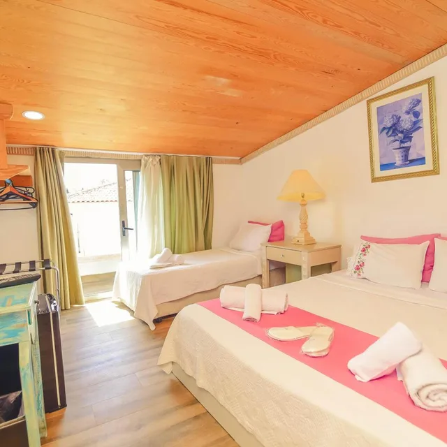 Room, Double Bed, Balcony, Alacati Asmali Konak Hotel 1/10