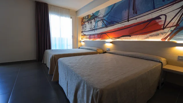 غرفة سوبيريور بسرير مزدوج بشرفة، Hotel Riviera Santa Susanna 1/1