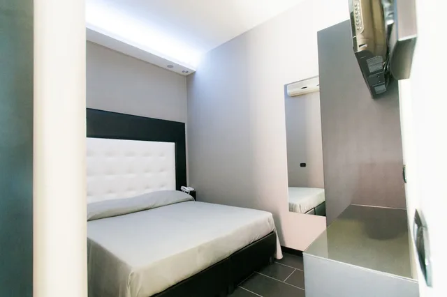 غرفة أساسية مفردة بسرير كوين، Fly Boutique Hotel 3/6