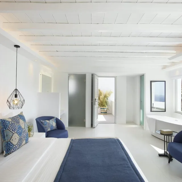 جناح تنفيذي بإطلالة على البحر بمسبح خاص، Epic Blue Suites & Villas 1/3