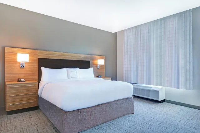 1 Bedroom, Suite, King Bed, Sofa, TownePlace Suites by Marriott Jackson Airport/Flowood 1/3