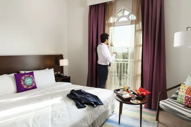 Standard, King Bed, Atana Stay Salalah 1/4