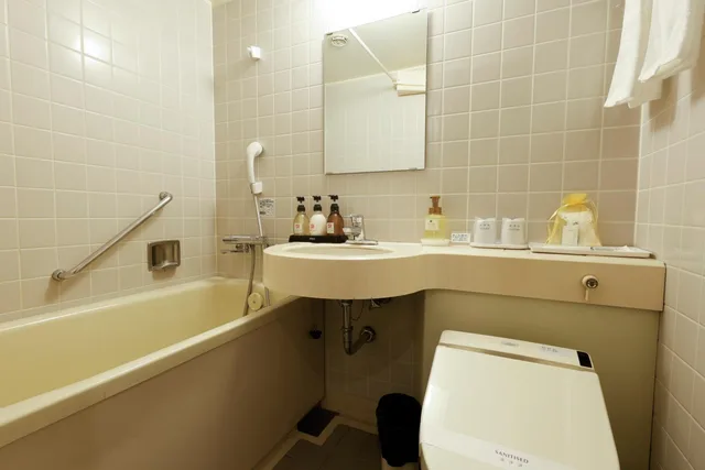 Room, Twin Beds, Dogo-Kan 2/2