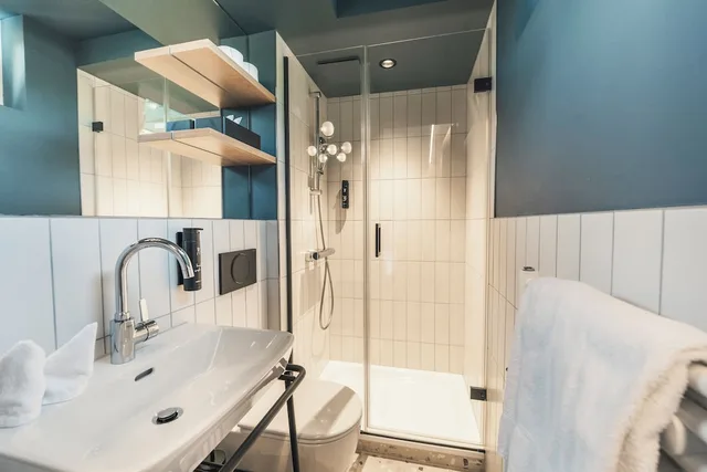 Male Dorm, Apartment, Queen and Twin Beds, Sofa، Aparthotel Goldey (ex Goldey Swiss Quality Hotel) 8/10