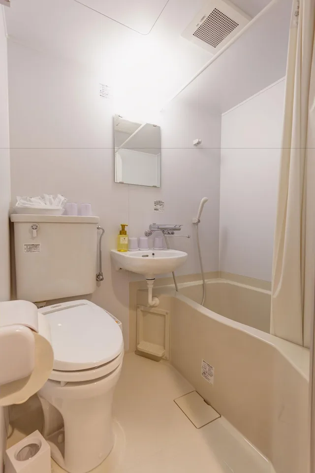 غرفة ديلوكس رباعية، Naha Central Hotel 4/4