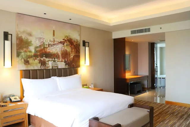 جناح بزنس بسرير كينج، HOLIDAY INN GUANGZHOU SCIENCE CITY 1/2