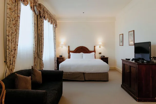 غرفة بسرير كوين بإطلالة على الجبل، Mountain Heritage Hotel And Spa Retreat 9/10