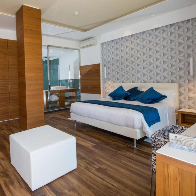 جناح جونيور بإطلالة على البحر، Hotel Aurora 9/10