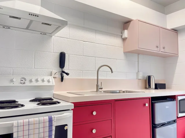 شقة بسرير كوين وسريرين فرديين بغرفتي نوم، Mt Eden Motel 5/5