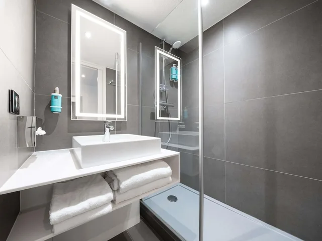غرفة سوبيريور بسرير كوين، Novotel Suites Montpellier 4/7