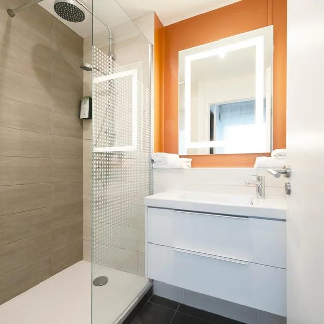 غرفة قياسية بسرير كينج، Hotel Campanile Metz Nord - Talange 10/10