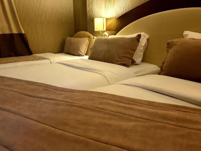 Standard Double / Standard Twin (S), Hotel Rue D'or 2/2