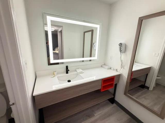 Deluxe, Penthouse Suite, Multiple Beds, Hawthorn Suites By Wyndham Tinton Falls 5/5
