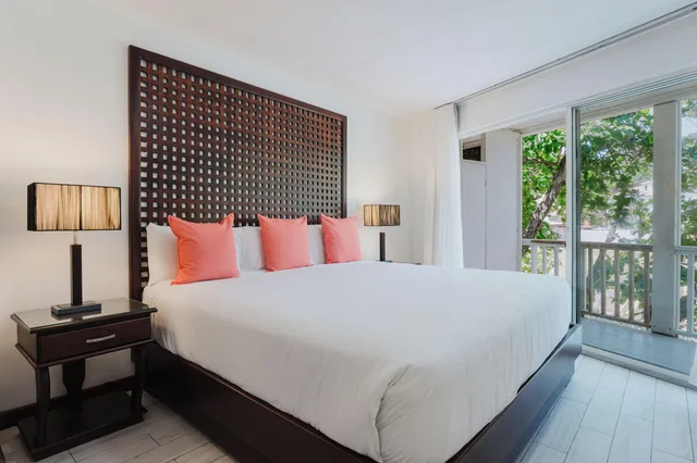 جناح شهر العسل، Paradise Beach Hotel 6/10