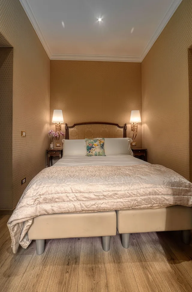 غرفة بسرير كوين، BQ House Trevi Luxury Rooms 3/5