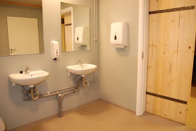 Female Dorm, Female Only, Shared Bathroom، Tehusi Hostel 2/4