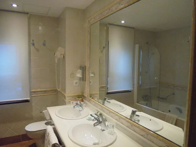 غرفة قياسية بسريرين منفصلين، Parador De Argomaniz 4/5